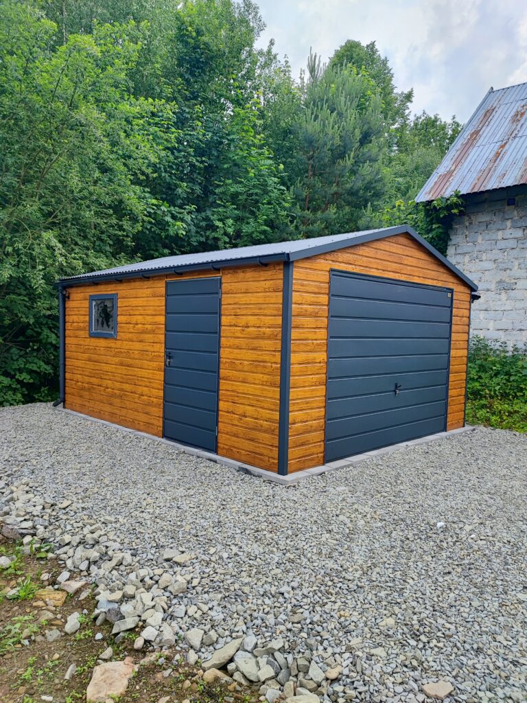 Garaż blaszany 4m x 6m