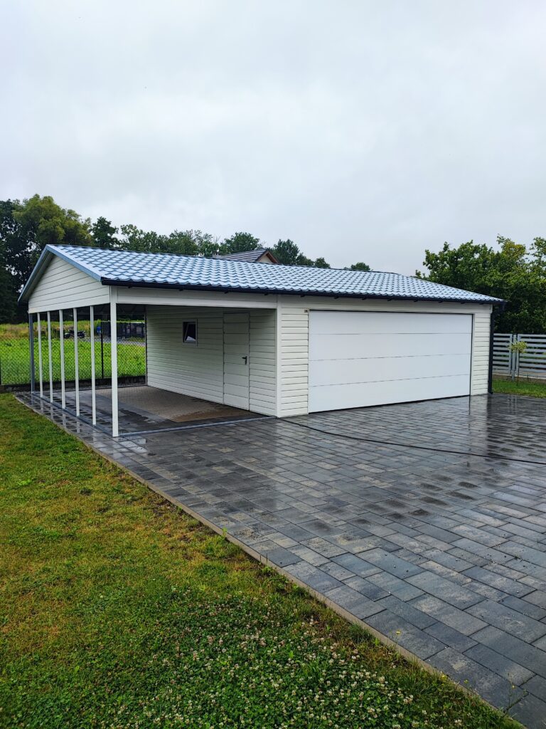 Garaż blaszany 10m x 7m