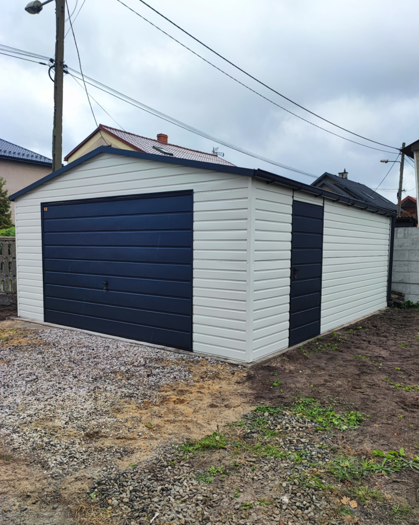 Garaż blaszany 5m x 6m